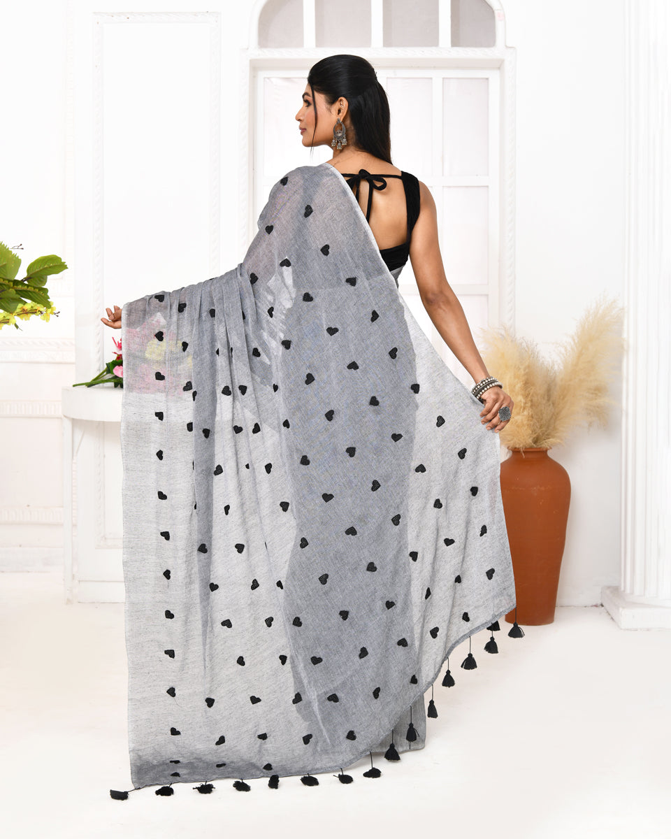 Piyari Fashion Women's Grey Exclusive Embroidery Saree