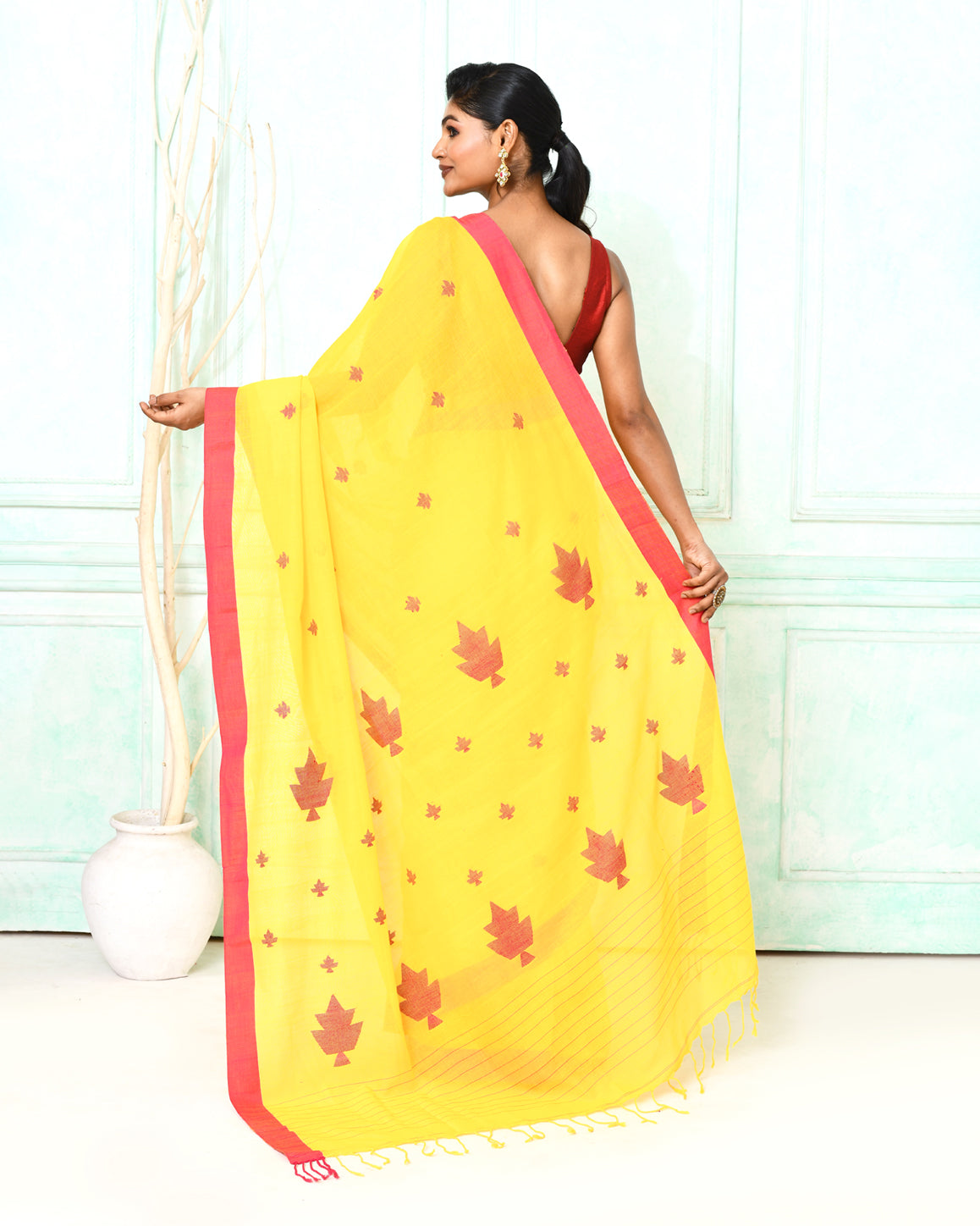 Piyari Fashion Women's Yellow Cotton Handloom Jamdani Saree With Blouse