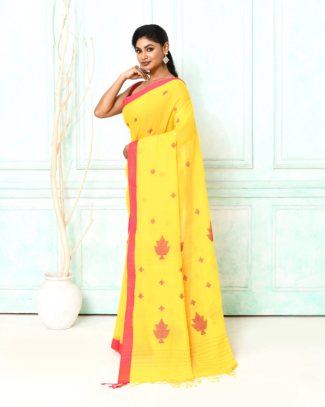 Piyari Fashion Women's Yellow Cotton Handloom Jamdani Saree With Blouse