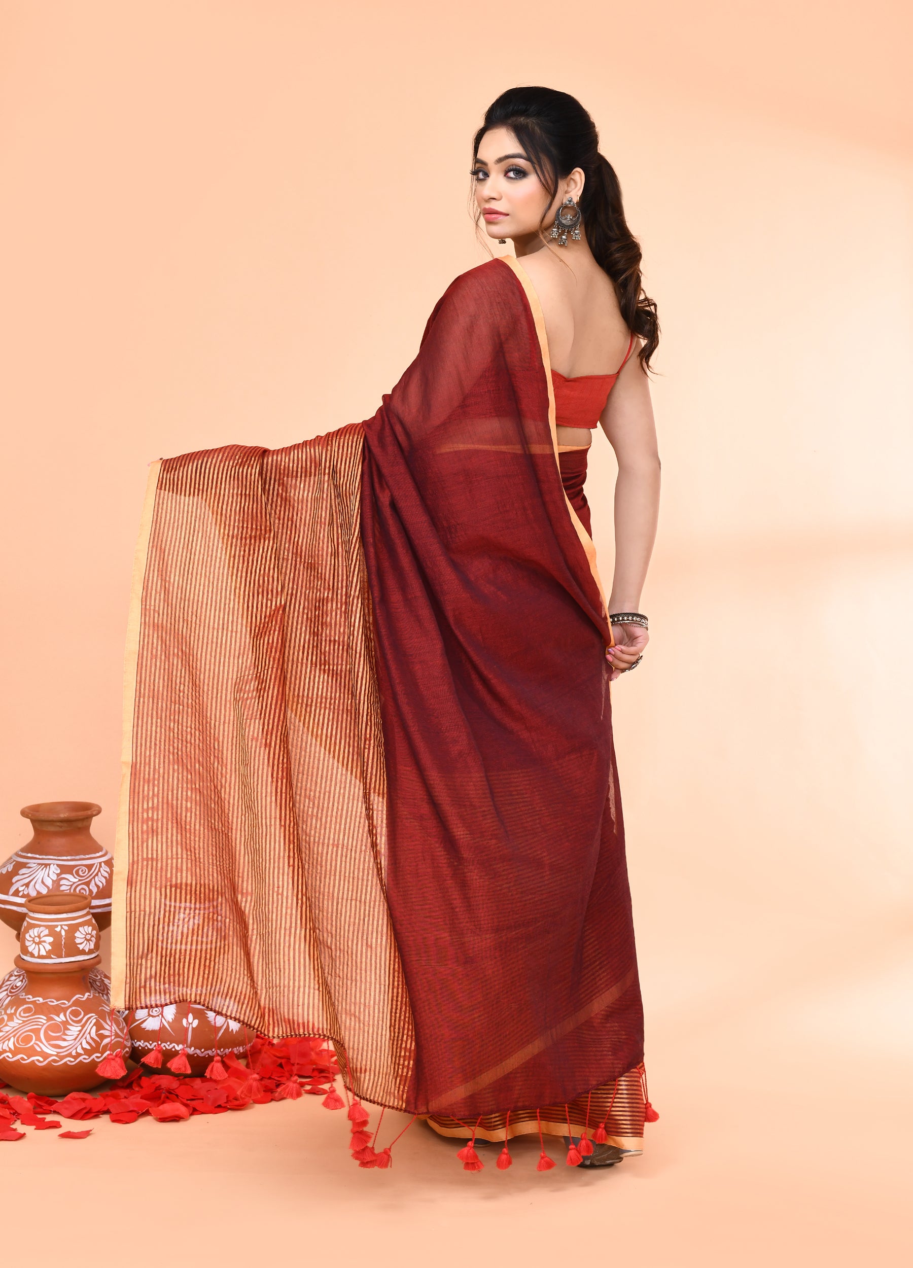 Piyari Fashion Women`s Maroon Cotton Handloom Saree With Gold Zari Stripes