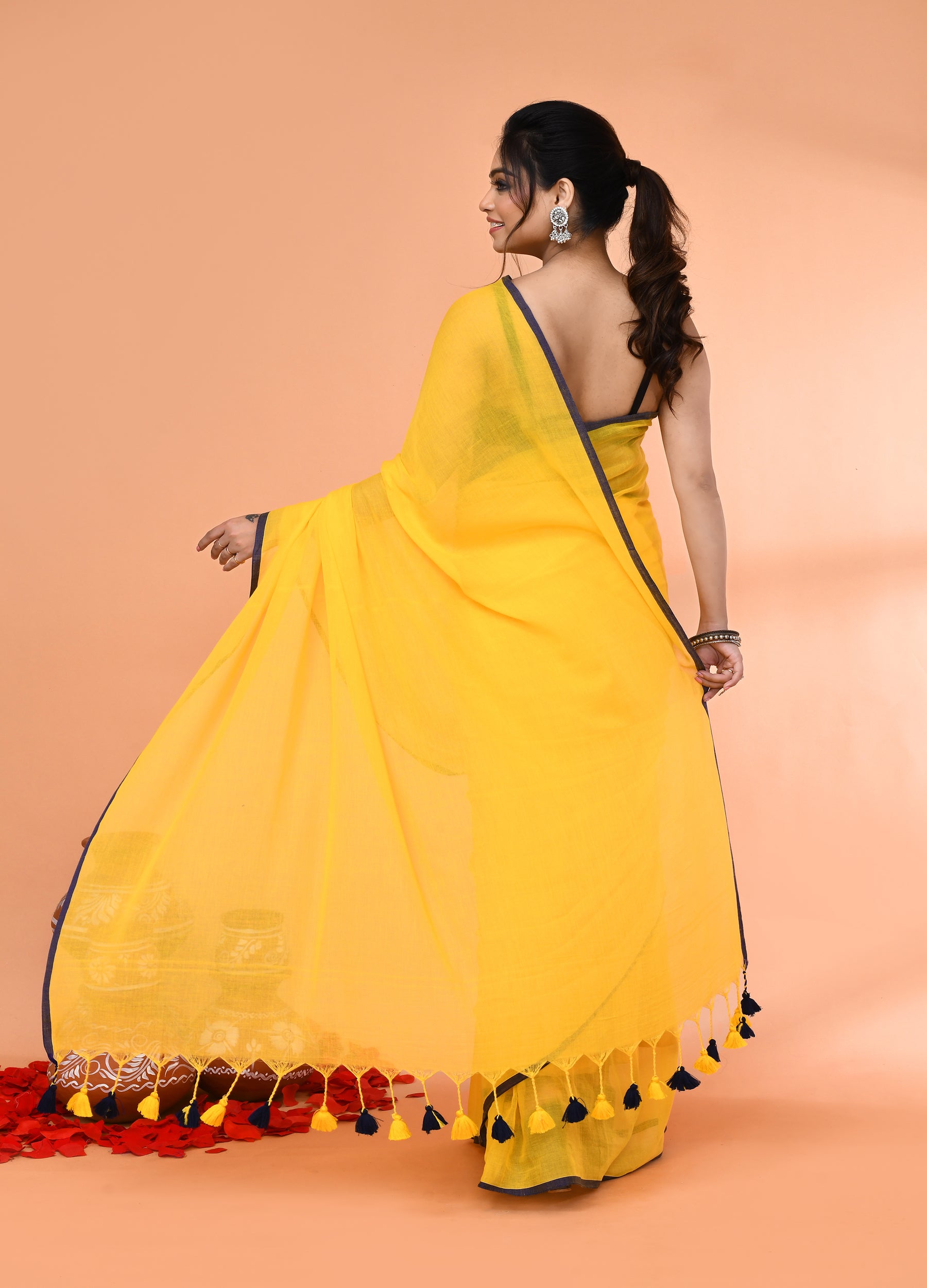 Piyari Fashion Yellow Mulmul Cotton Saree With Tassels