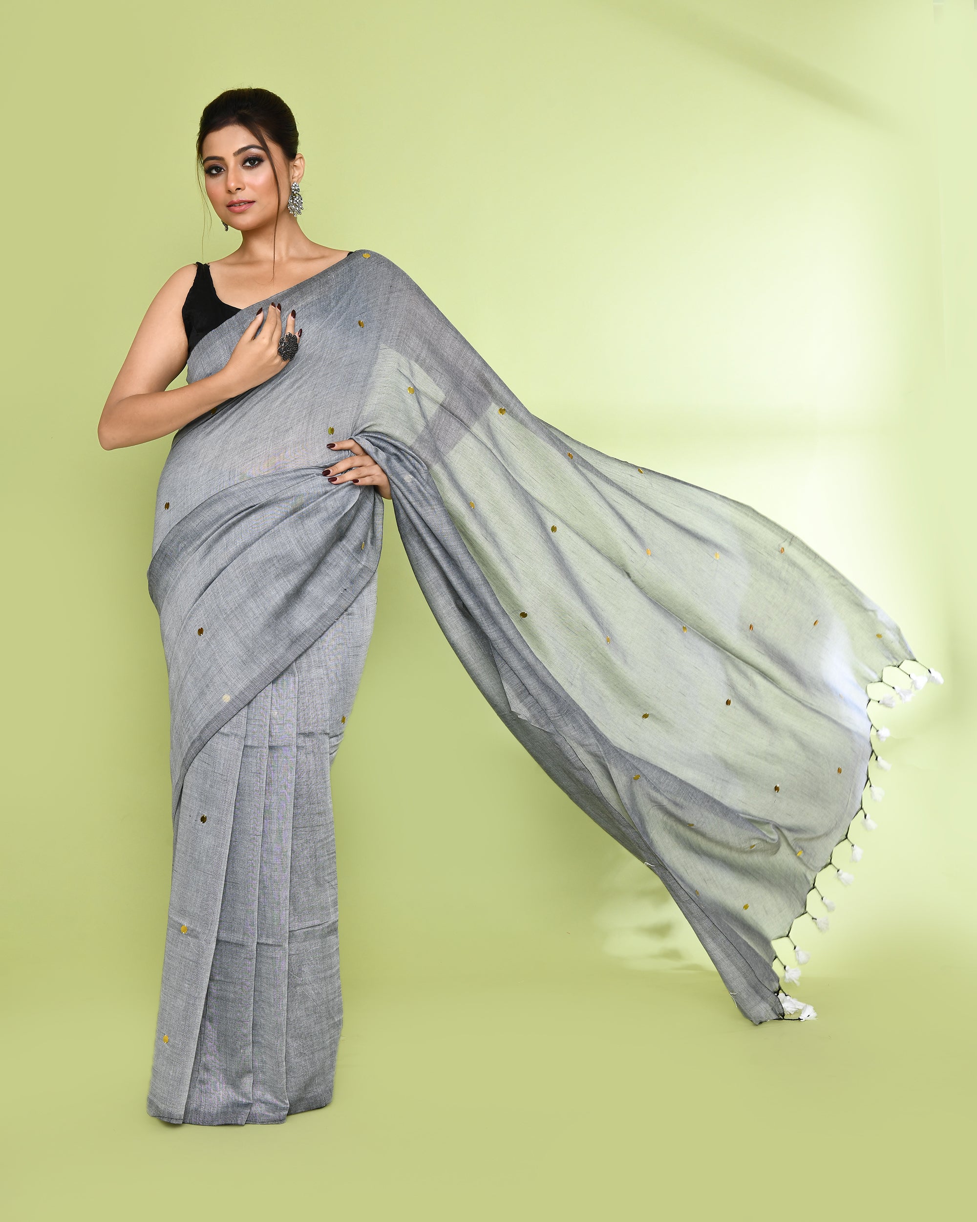 Piyari Fashion Women's Silver Grey Embellished Sequined Cotton Saree