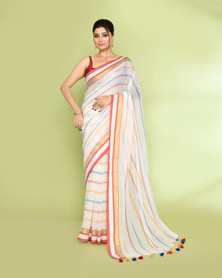 Piyari Fashion Women's White Embellished Checked Cotton Saree