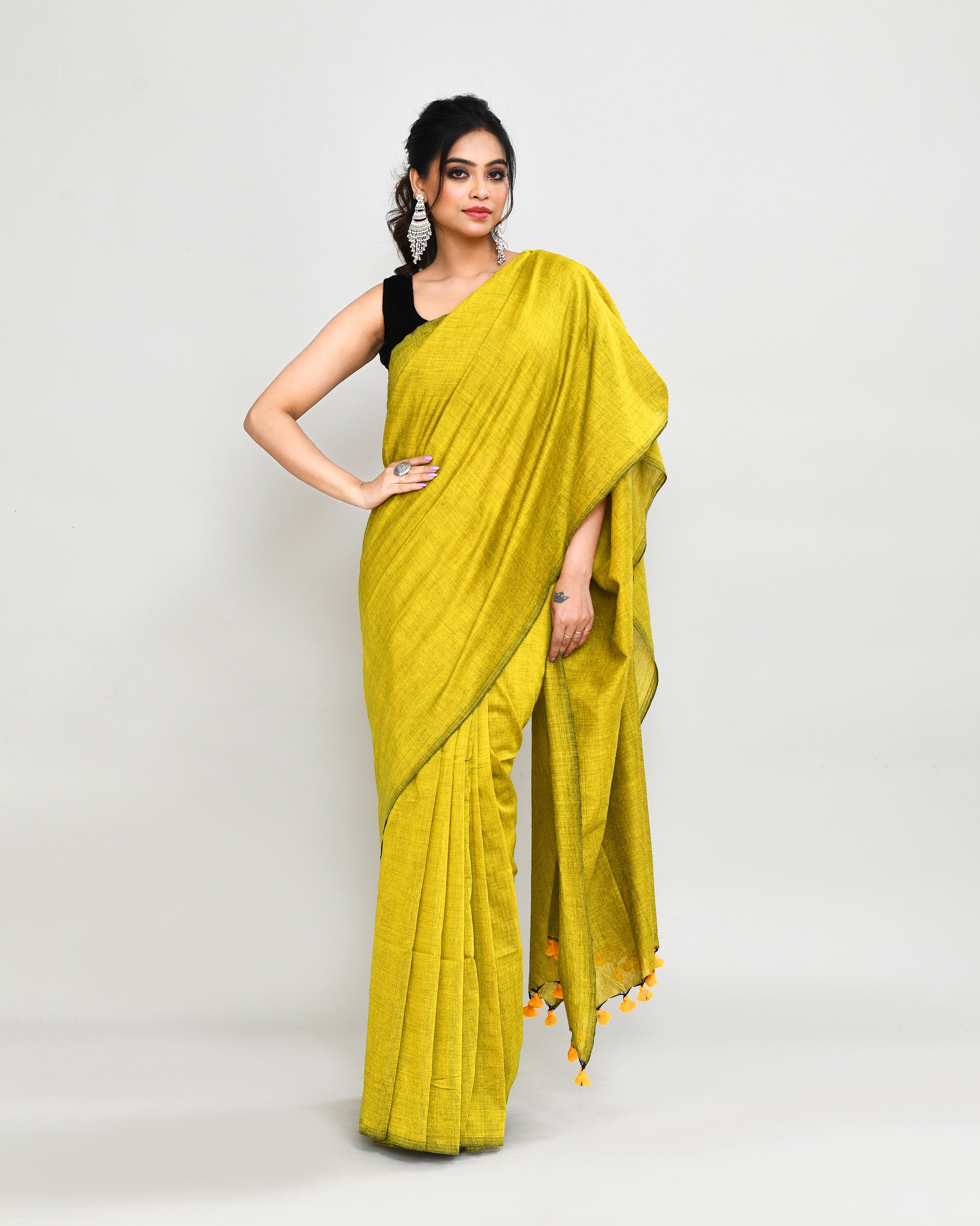 Piyari Fashion Handspun Cotton Lemon Handloom Saree With Blouse
