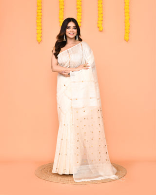 Piyari Fashion Traditional White Handwoven Matka Silk Jamdani Saree With Sequins