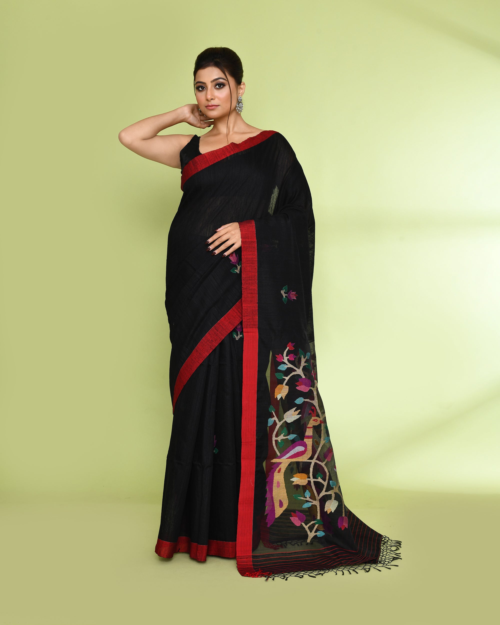 Piyari Fashion Women's Black Embellished Matka Silk Jamdani Saree
