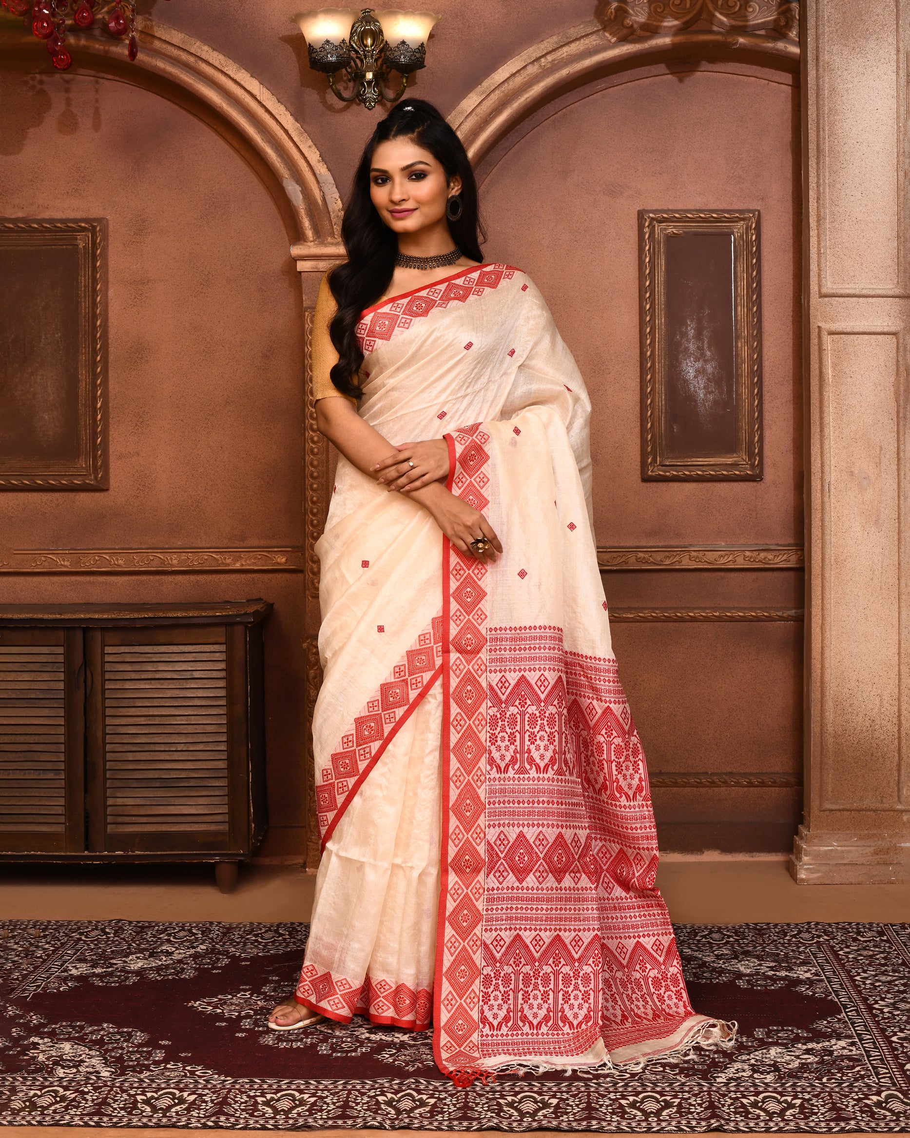 Piyari Fashion Off White Tussar Silk Saree With Blouse Piece