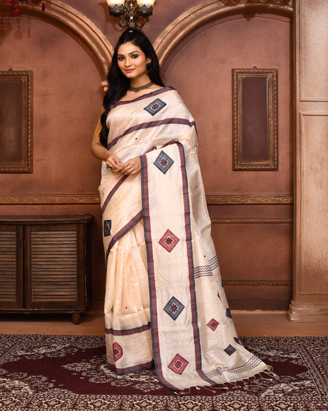 Piyari Fashion Off White Tussar Silk Jamdani Saree With Blouse Piece