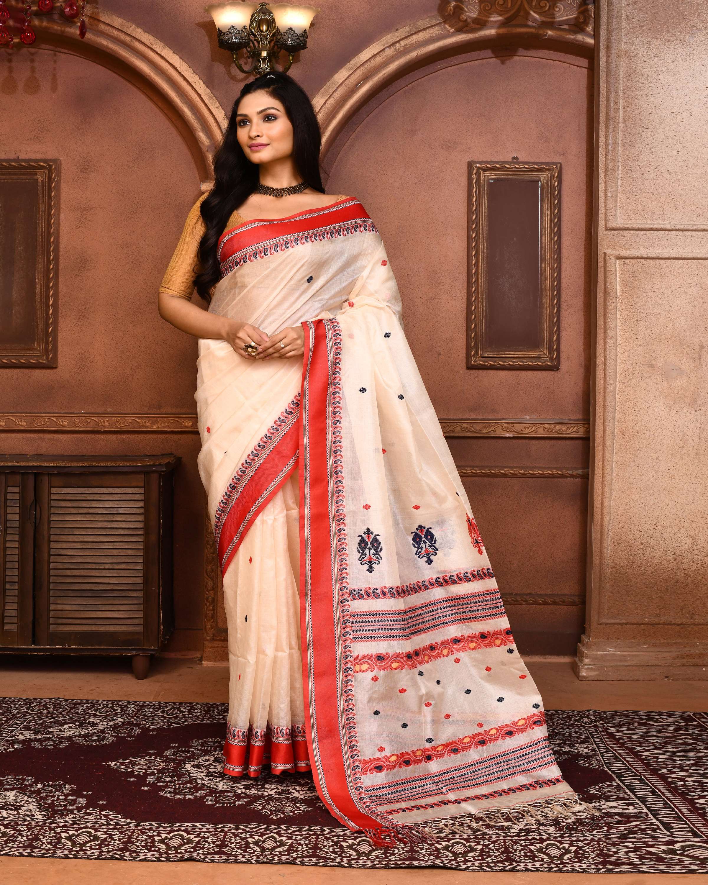 Piyari Fashion Off White Tussar Silk Jamdani Saree With Blouse Piece