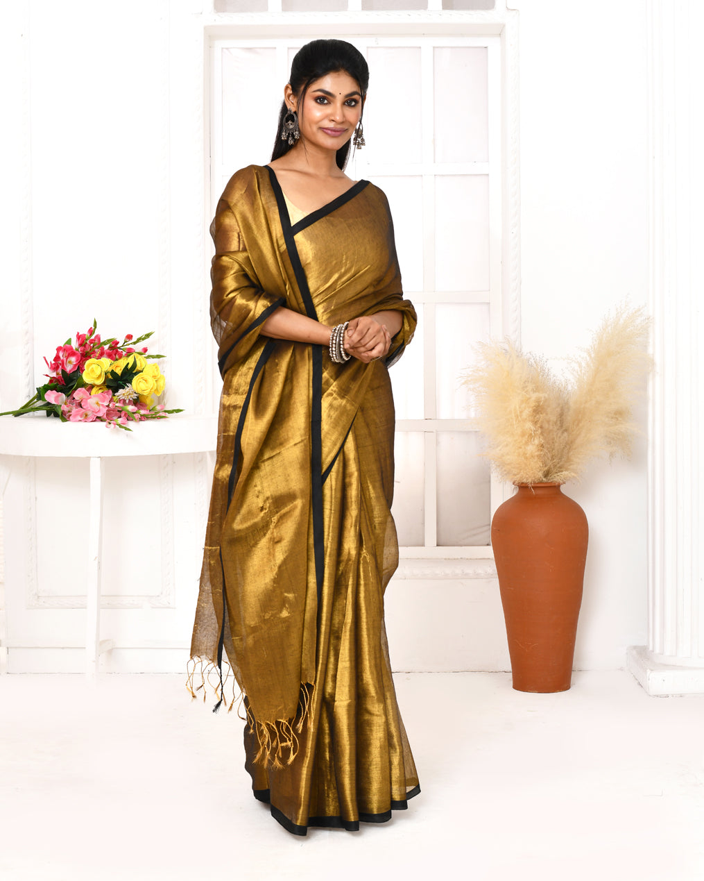 Piyari Fashion Women's Gold Dual Tone Organic Tissue Saree With Blouse Piece