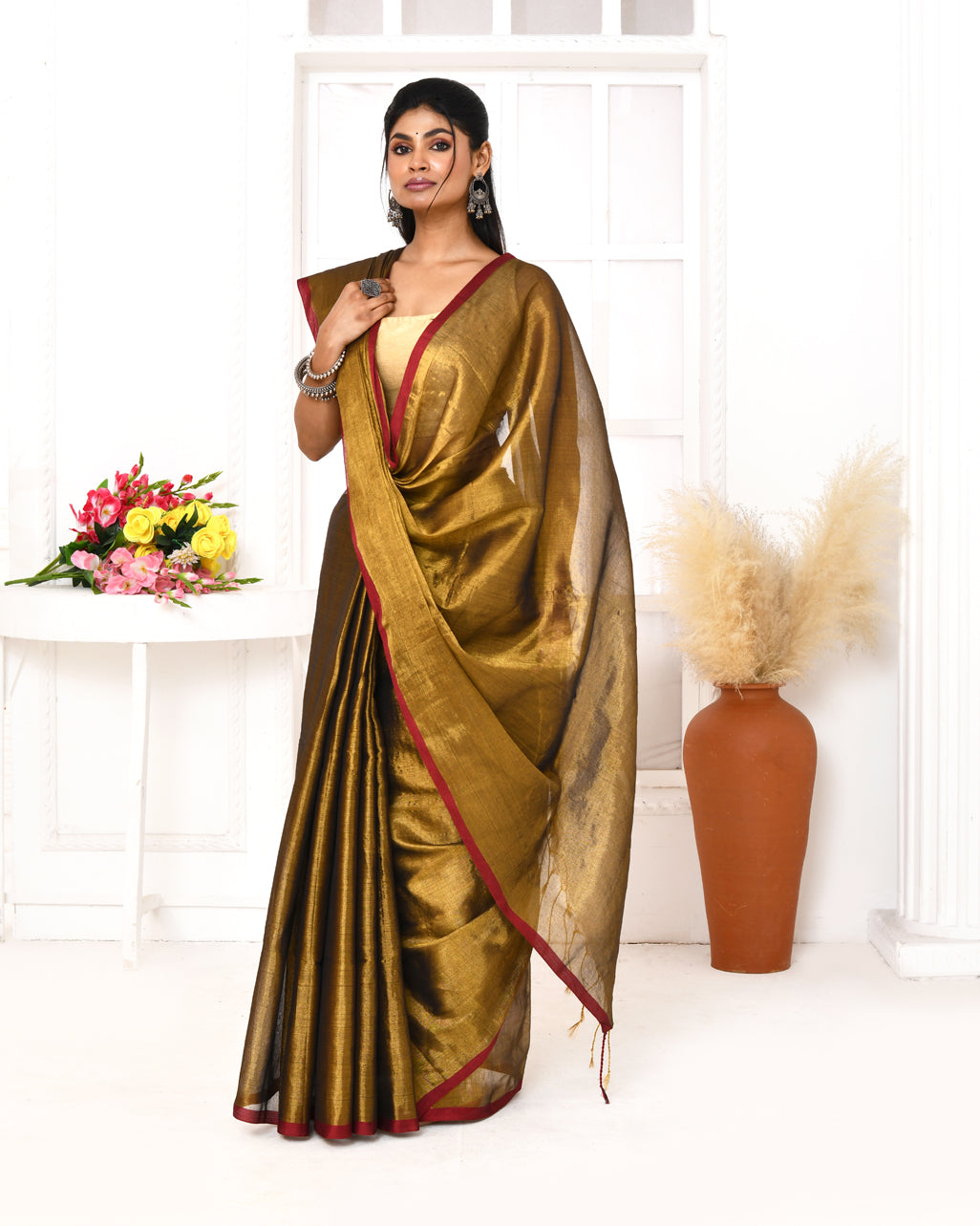 Piyari Fashion Women's Gold Dual Tone Organic Tissue Saree With Blouse Piece