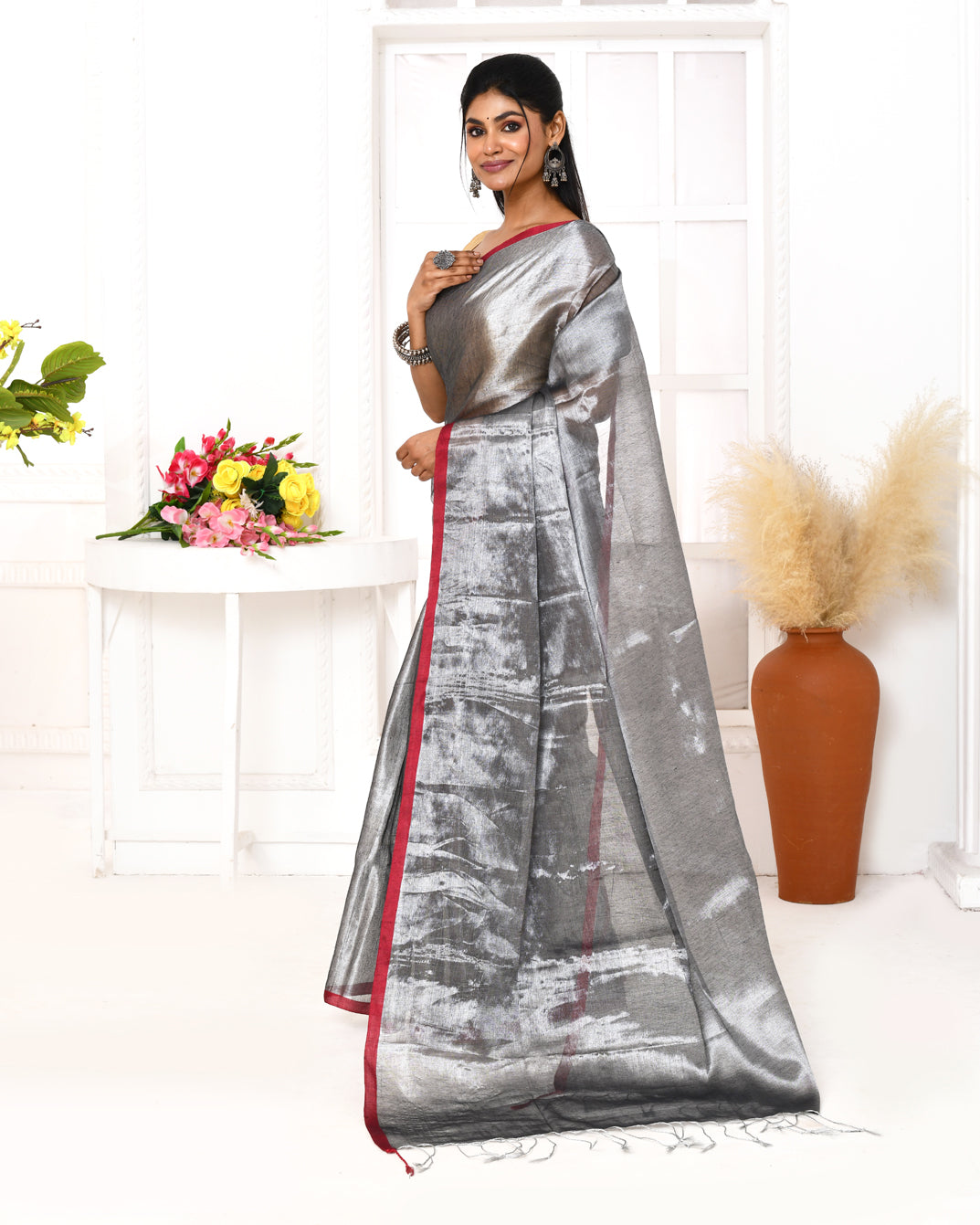 Piyari Fashion Women's Silver Grey Dual Tone Organic Tissue Saree With Blouse Piece