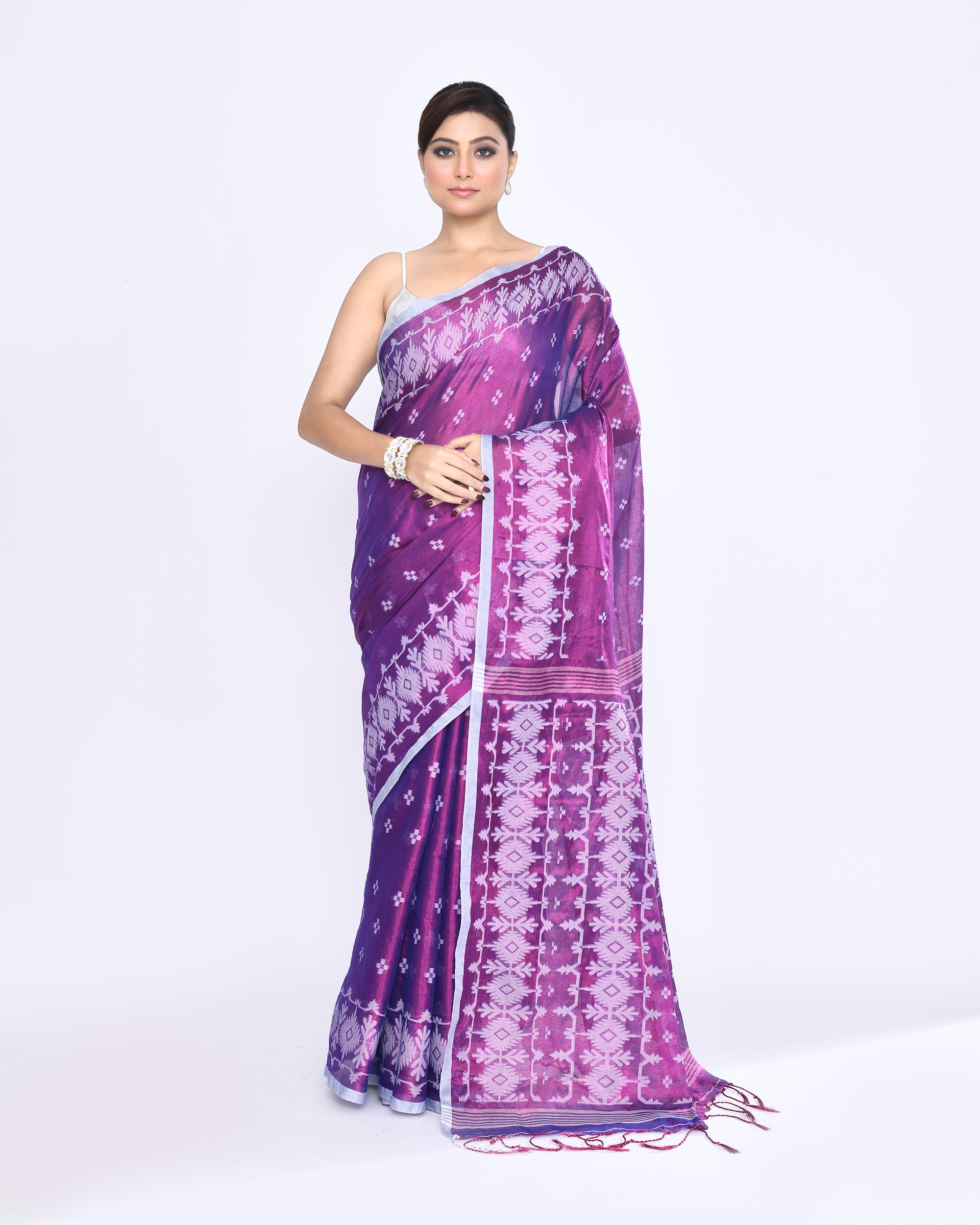 Piyari Fashion Women's Purple Zari Cotton Tissue Jamdani Saree