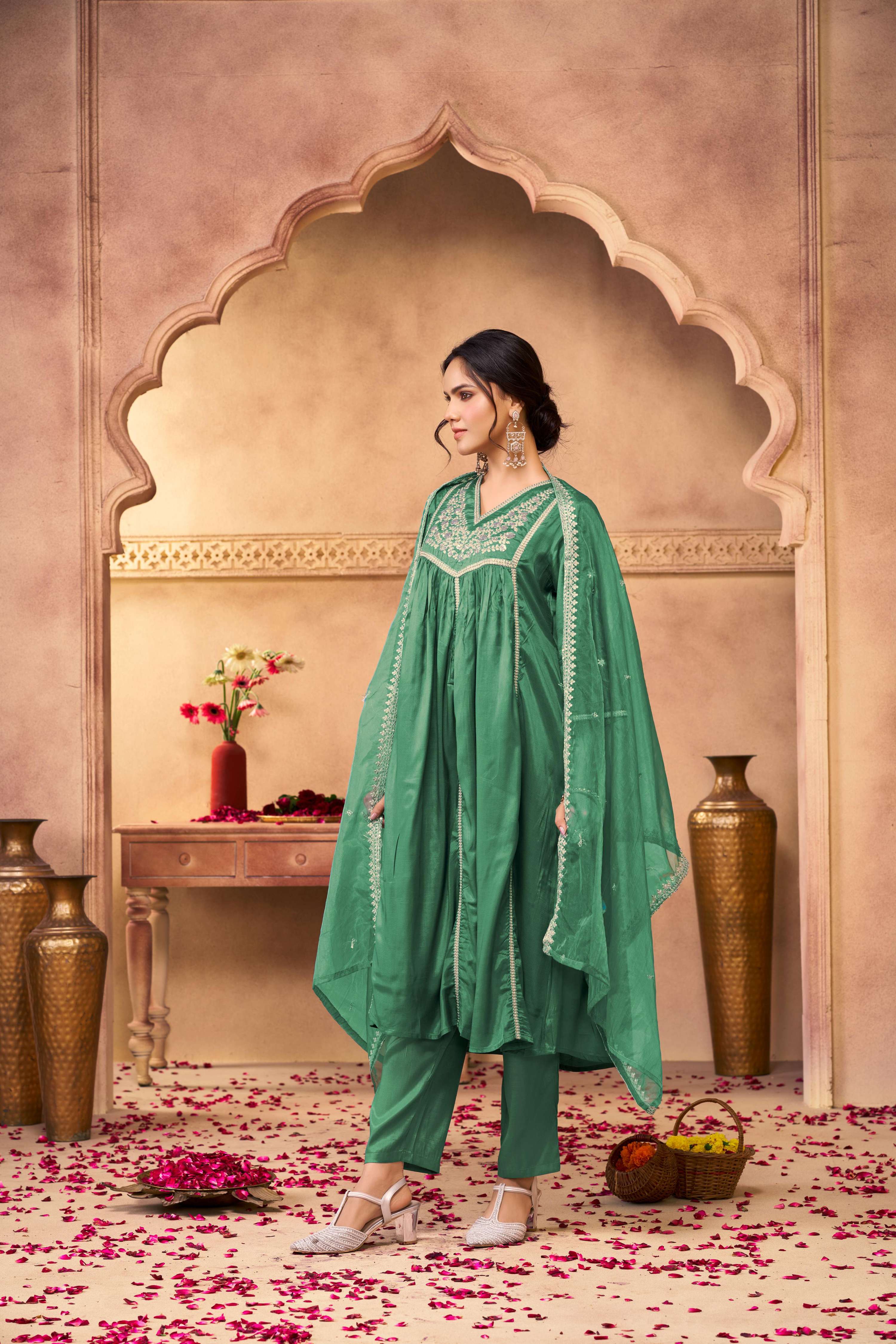 BulBul Praniti Muslin Green Kurta Set with Dupatta