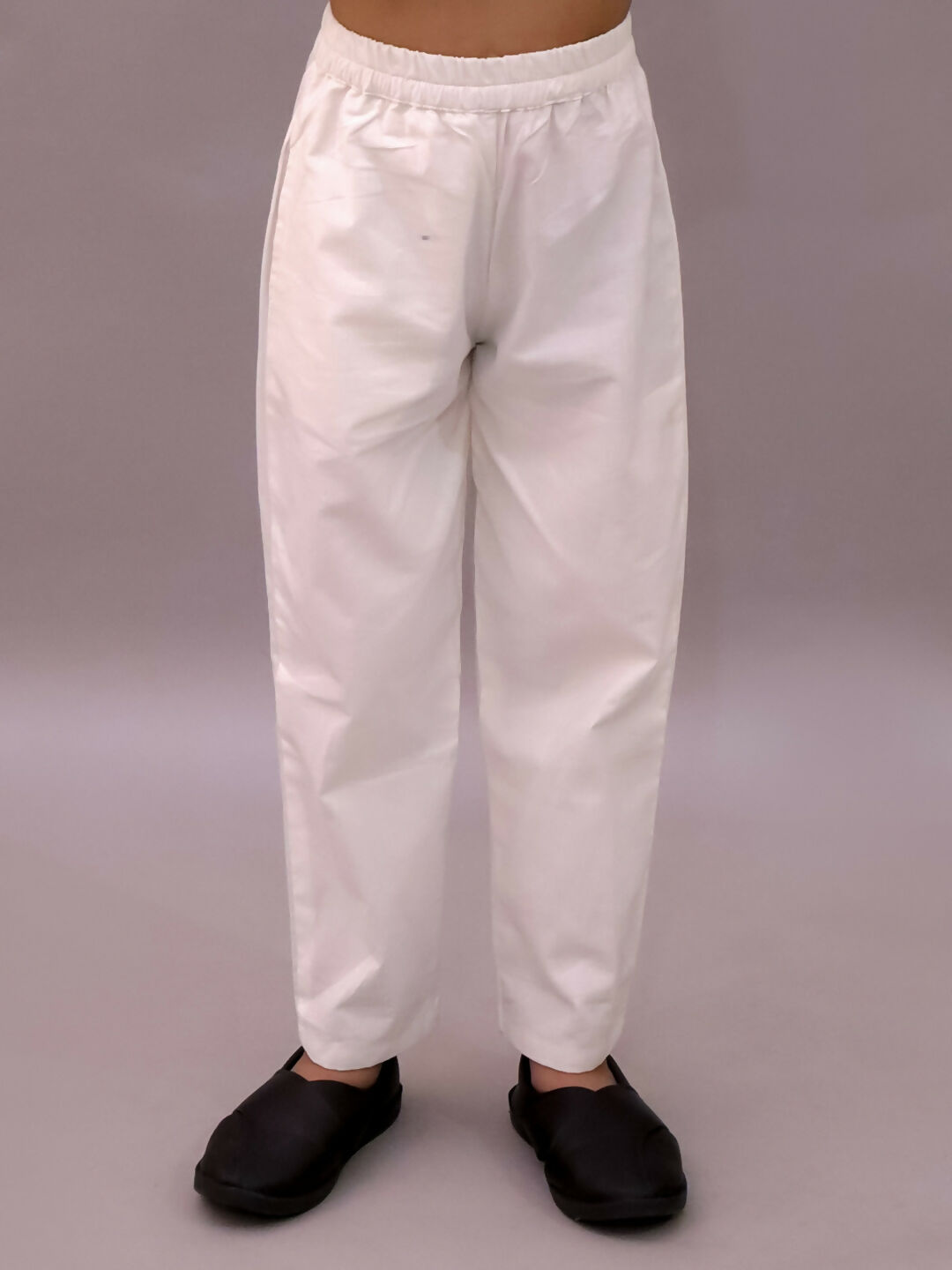 Lil Drama Shor-Gul White Kurta Pyjama with Green Jacket Set For Boys