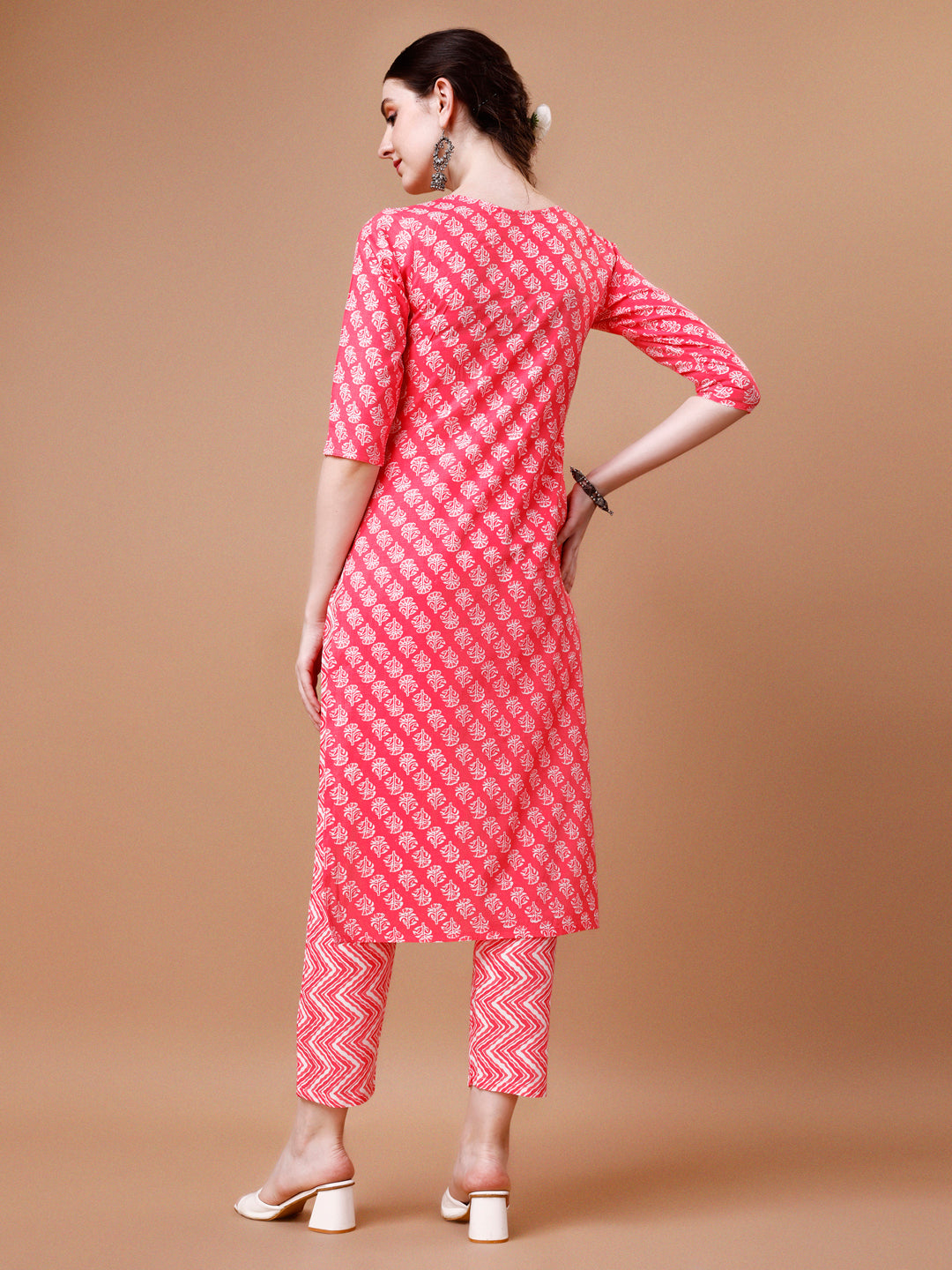 Embroidered & Floral Printed Kurta With Pant & Dupatta, Multicolor - Hiral Fashion - Distacart