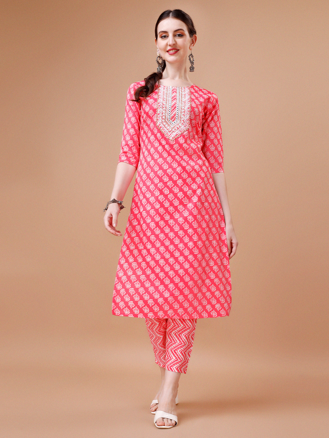 Embroidered & Floral Printed Kurta With Pant & Dupatta, Multicolor - Hiral Fashion - Distacart