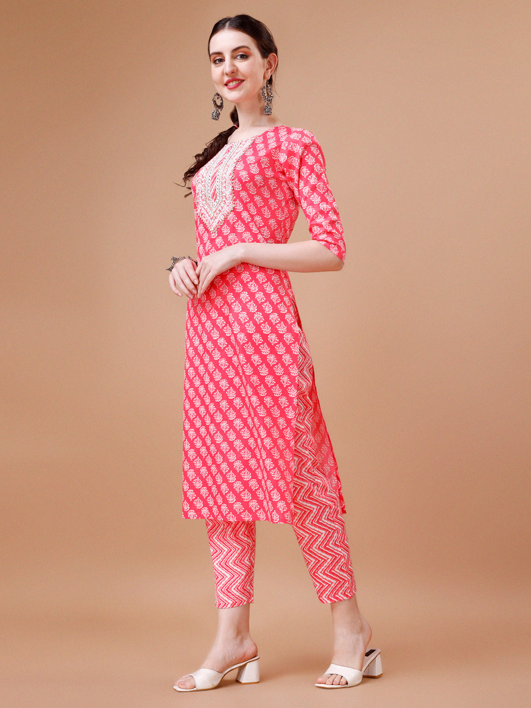 Embroidered & Floral Printed Kurta With Pant & Dupatta, Multicolor - Hiral Fashion - Distacart