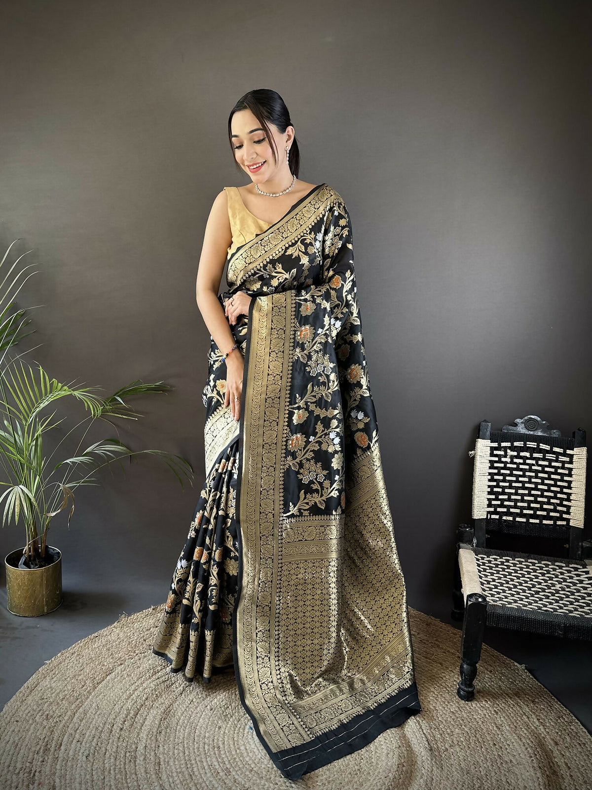 Joban Fashion Black Floral & Ethnic Motifs Design Soft Silk Meenakari Banarasi Saree - Distacart
