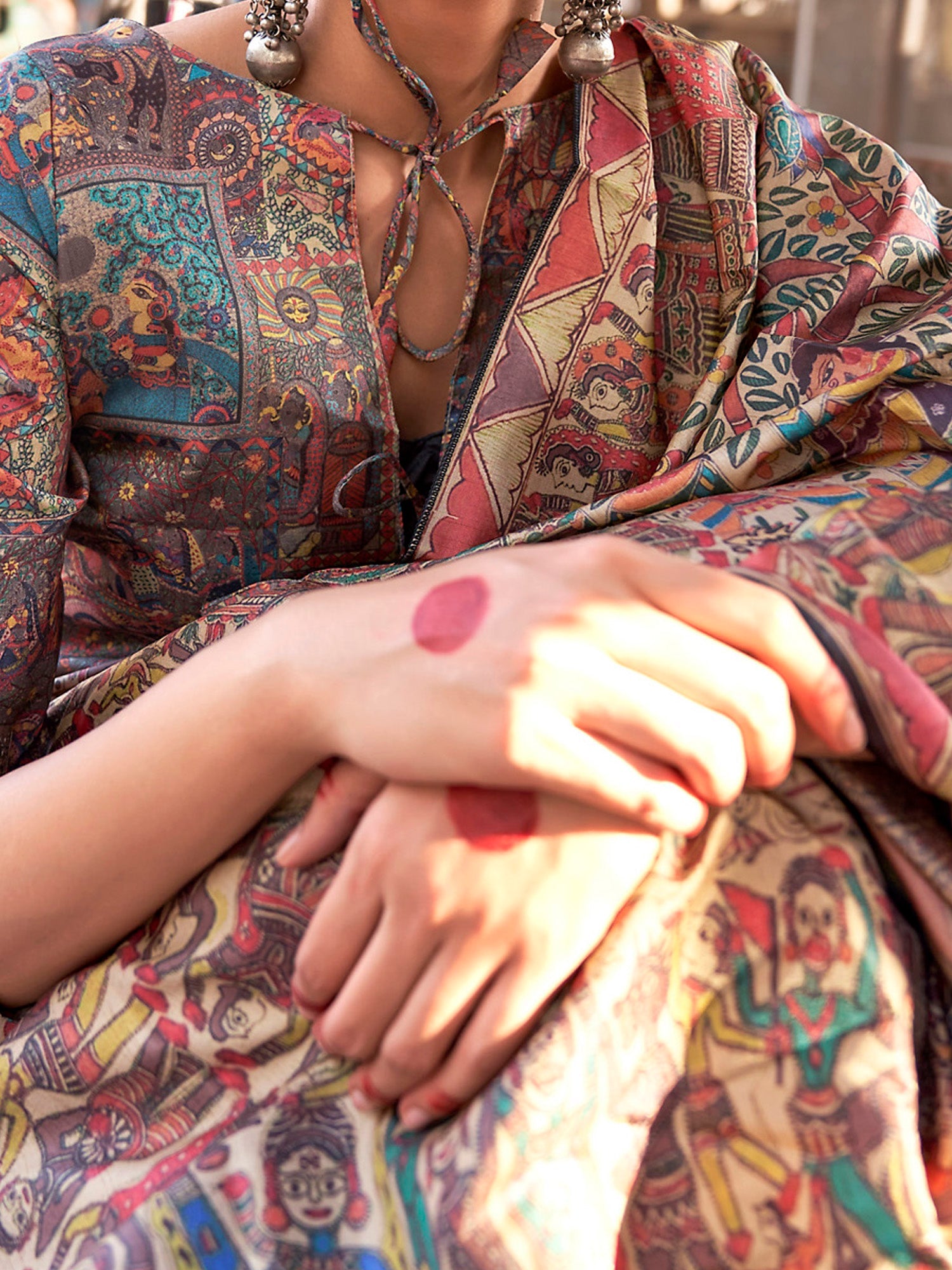 NOZ2TOZ Women's Silk Blend Beige Printed Designer Saree With Blouse Piece - Distacart