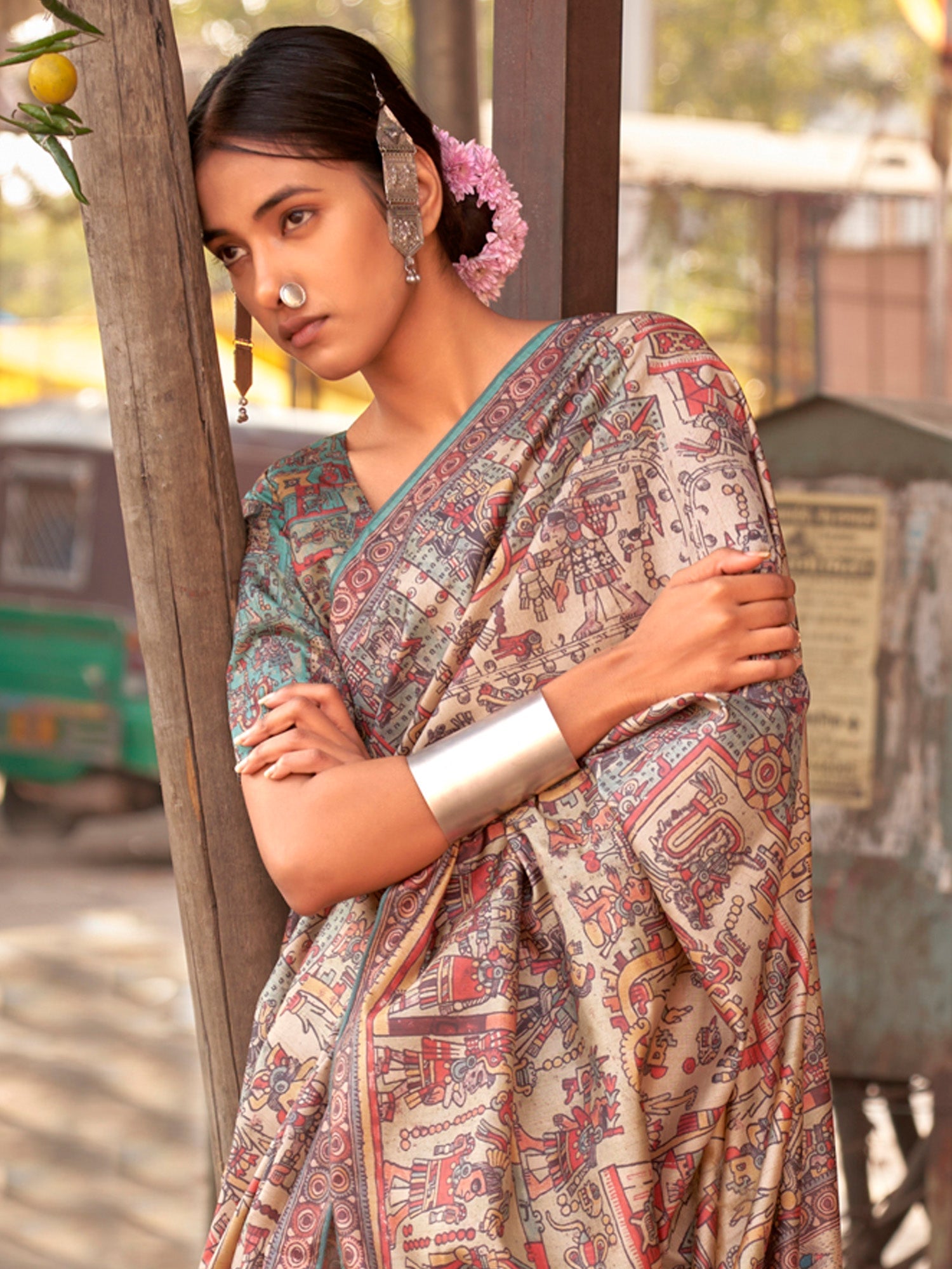 NOZ2TOZ Women's Silk Blend Beige Printed Designer Saree With Blouse Piece - Distacart