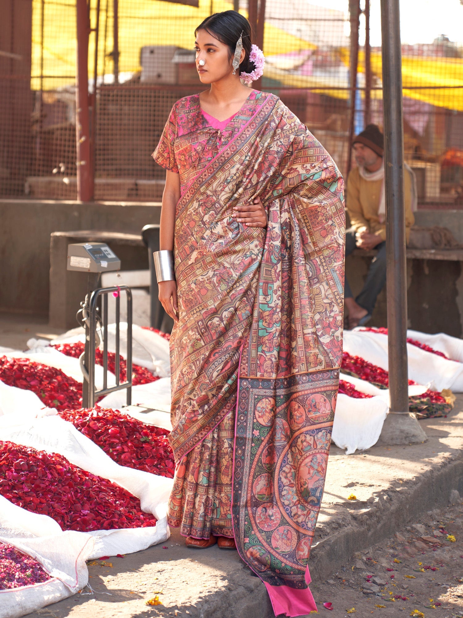 NOZ2TOZ Women's Silk Blend Beige Printed Designer Saree With Blouse Piece - Distacart