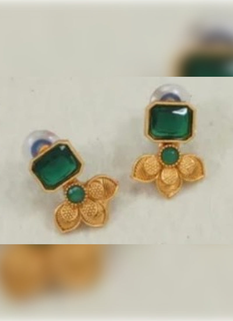 Jewel City Antique Gold Emerald Green Floral Choker Set - Adjustable Designer Necklace with Pearl Tassels