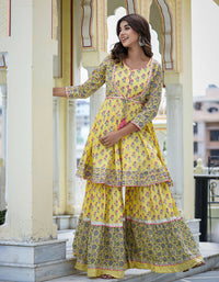 Thumbnail for Kaajh Women's Yellow Floral Paplum Kurta Sharara Set With Dupatta - Distacart
