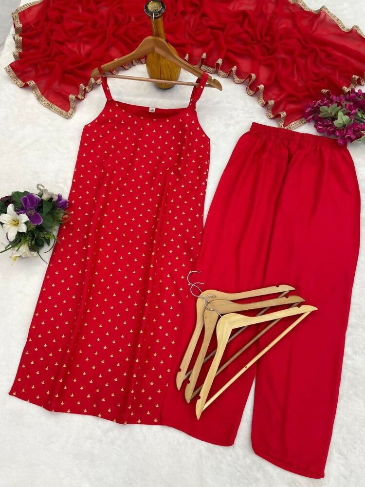 Teeya Creation Womens New Elegant Red Embroidered Kurti with Matching Bottom Set - Dista