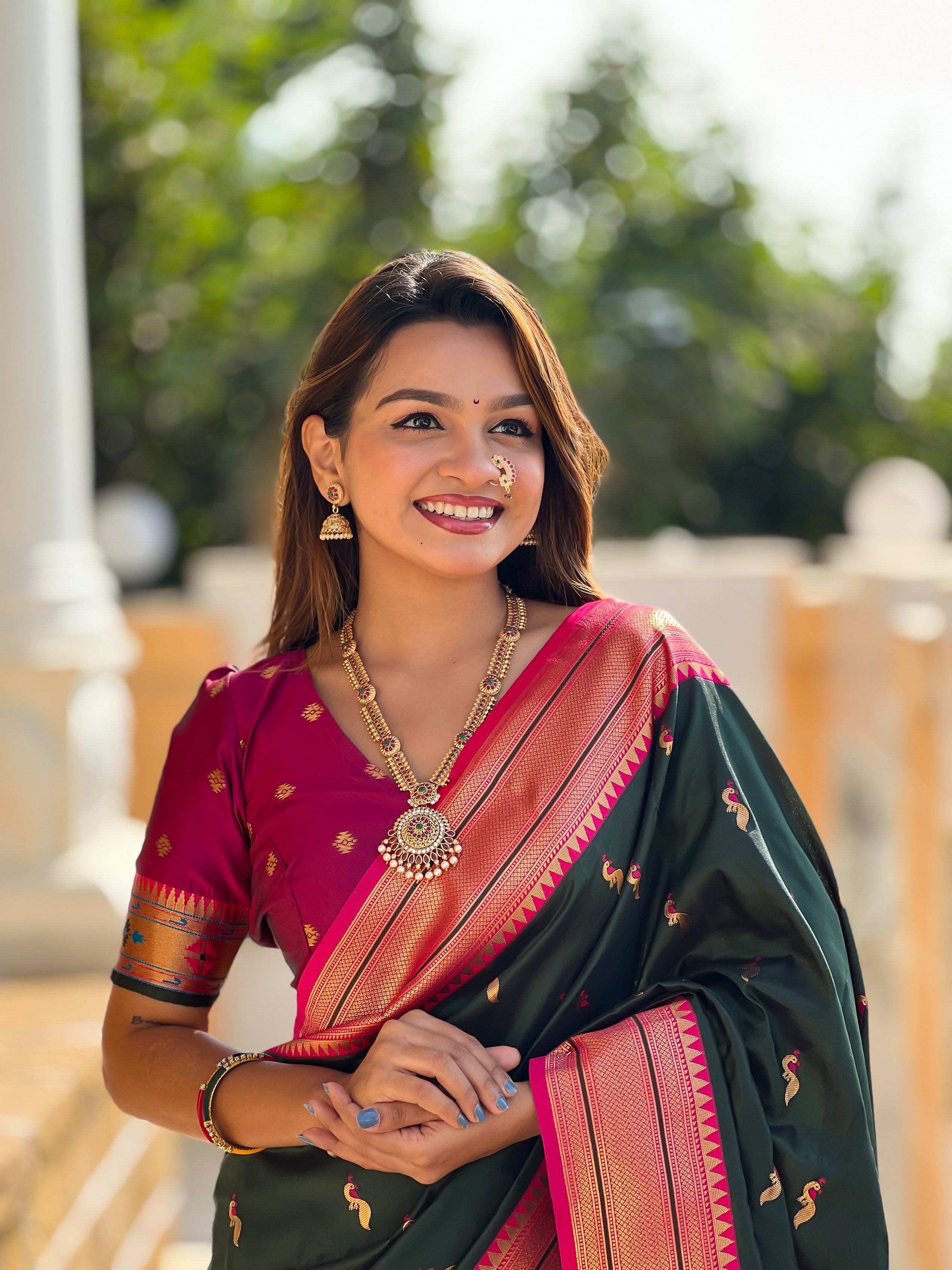Vedant Vastram Soft Litchi Silk Paithani Jacquard Saree - Green - Dista