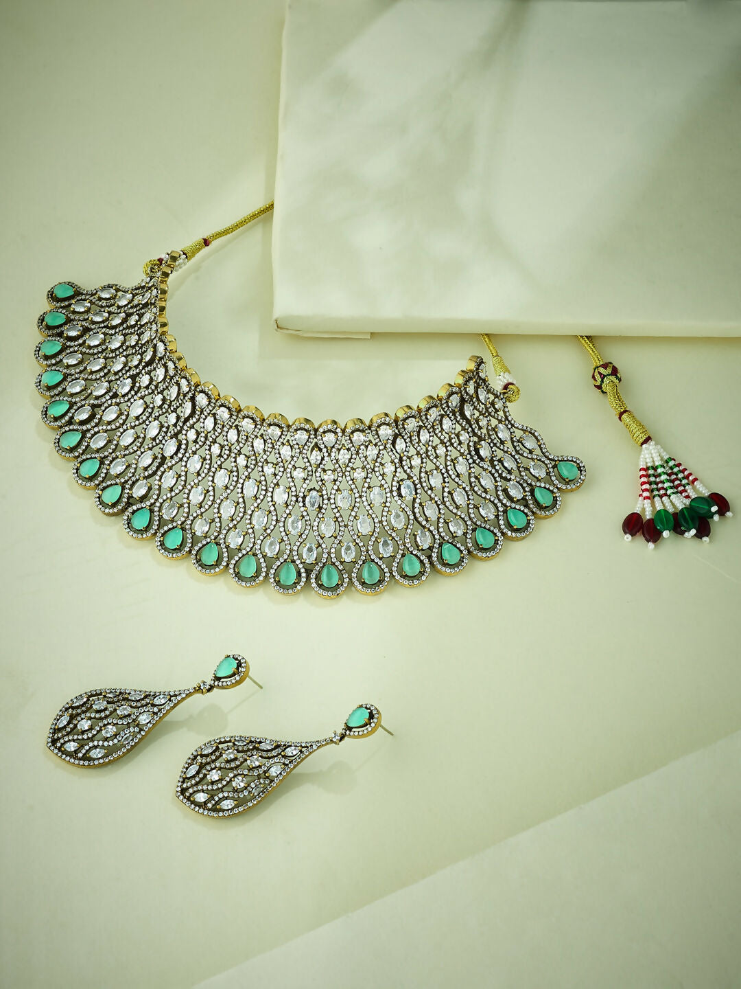 Nuyug 22k Gold-Plated Zircon Choker Set