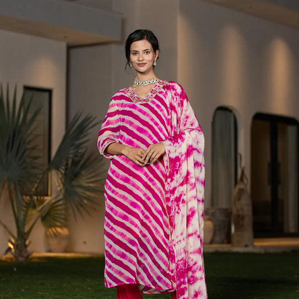 Yufta Pink Leheriya Print Poly Georgette Straight Suit Set - Distacart