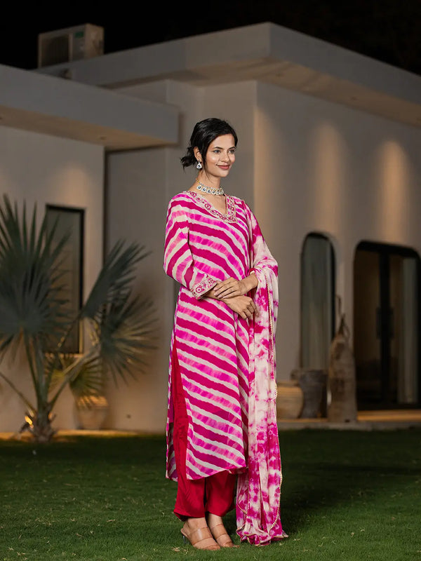 Yufta Pink Leheriya Print Poly Georgette Straight Suit Set