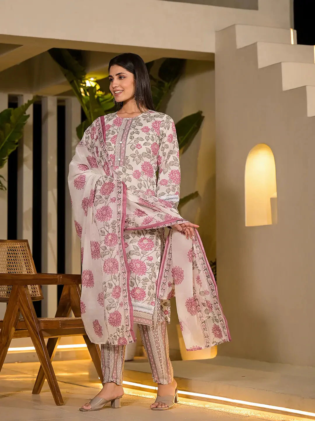Yufta Pink Pure Cotton Floral Print Kurta With Trousers And Dupatta Set - Distacart