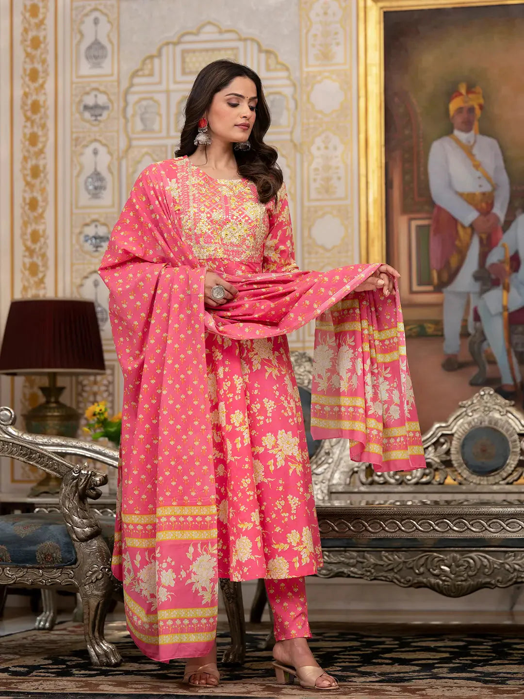 Yufta Pink Zari_Work Kurta Pant Dupatta Set - Distacart