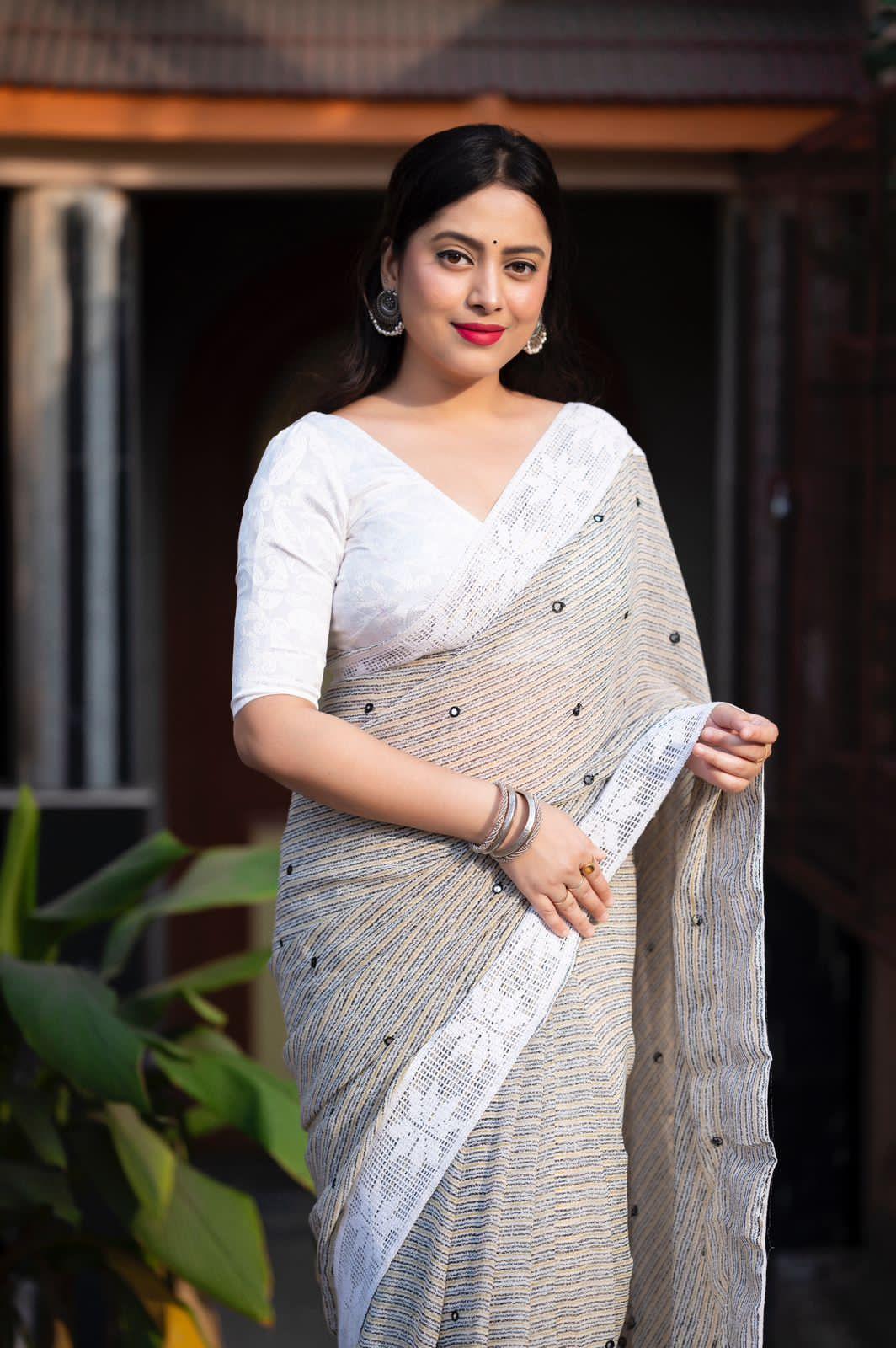 Grey Poly Georgette Ethnic Motifs Saree with Unstitched Blouse - Hiral Fashion - Distacart