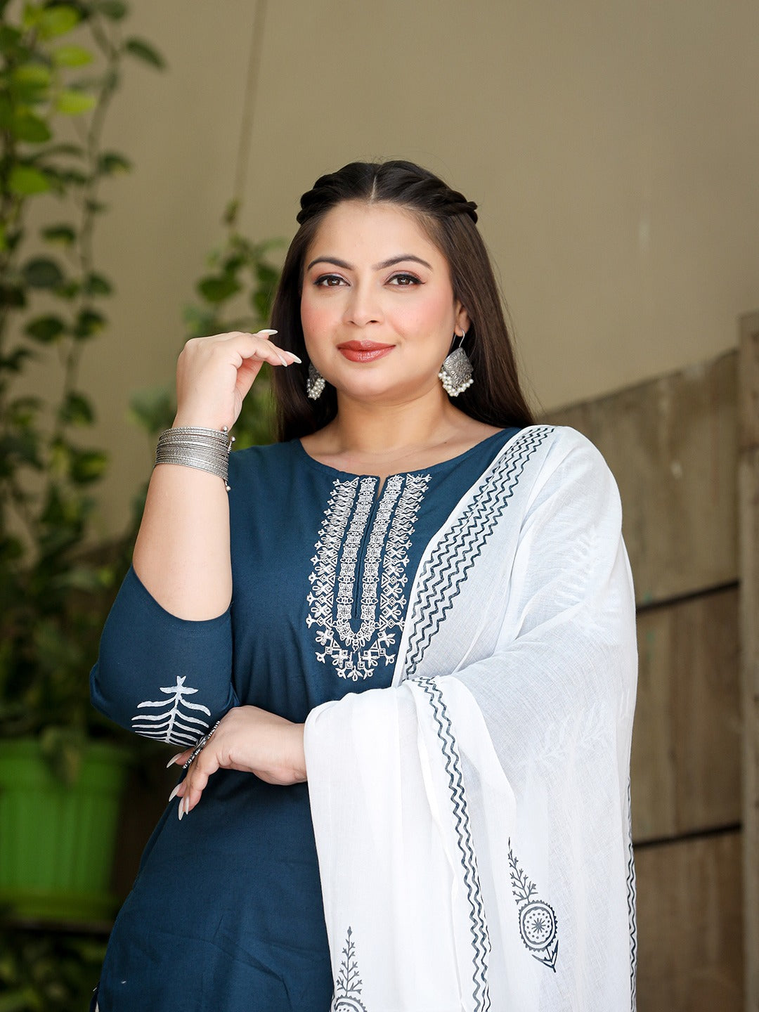 Yufta Plus Size Embroidered Cotton Kurta Dupatta Set - Distacart