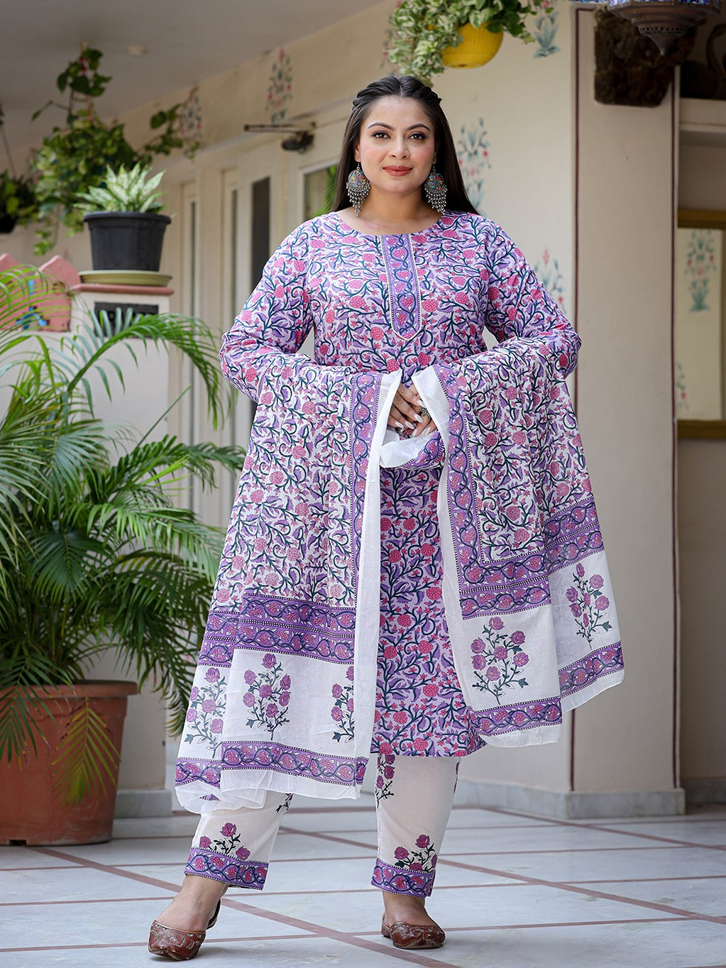 Yufta Plus Size Lavender & White Printed Dupatta Set - Distacart