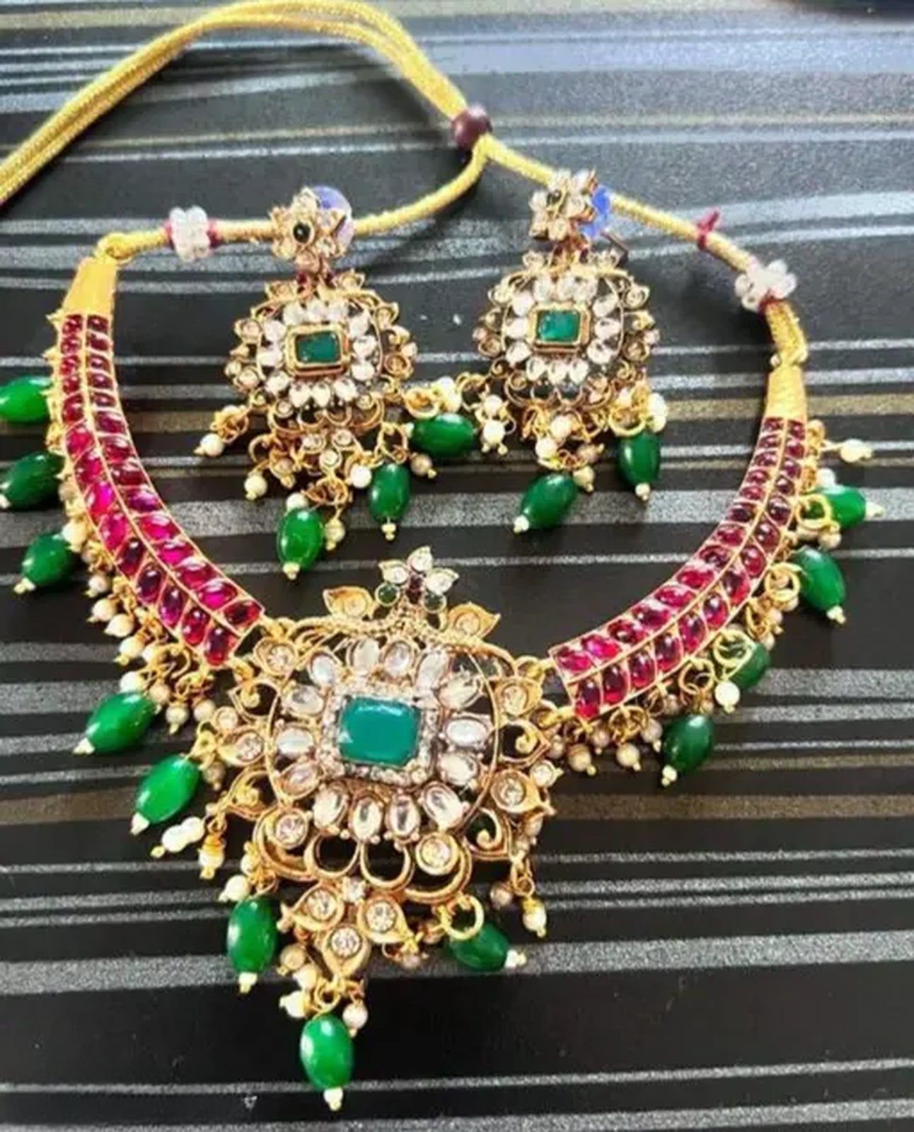 Jewel City Traditional Kundan Choker Necklace Set - Green Drops & Red Accent - Handcrafted Gold-Plated Bridal Jewelry with Earrings
