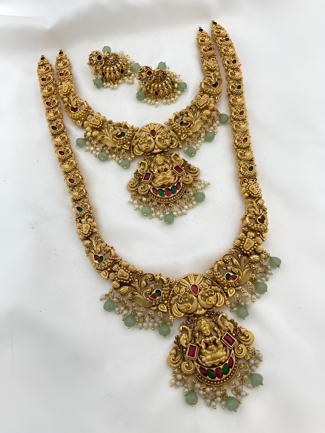Jewel City Elegant Antique Gold Temple Jewelry Necklace Set - Carved Lakshmi Design Perfect for Wedding & Festive Occasions