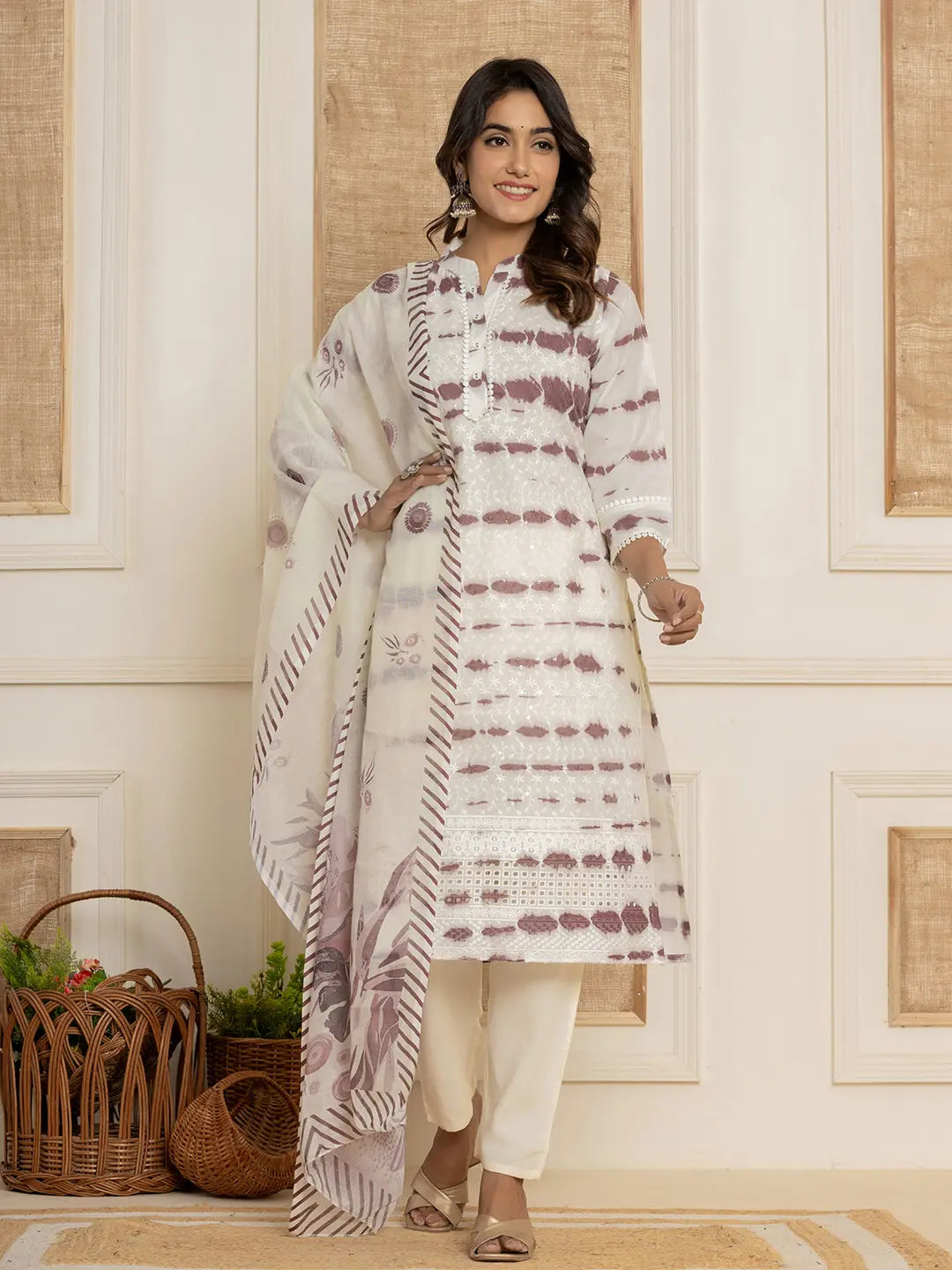 Yufta Purple Embroidery Cotton Have A Lining Kurta Trousers With Dupatta Set