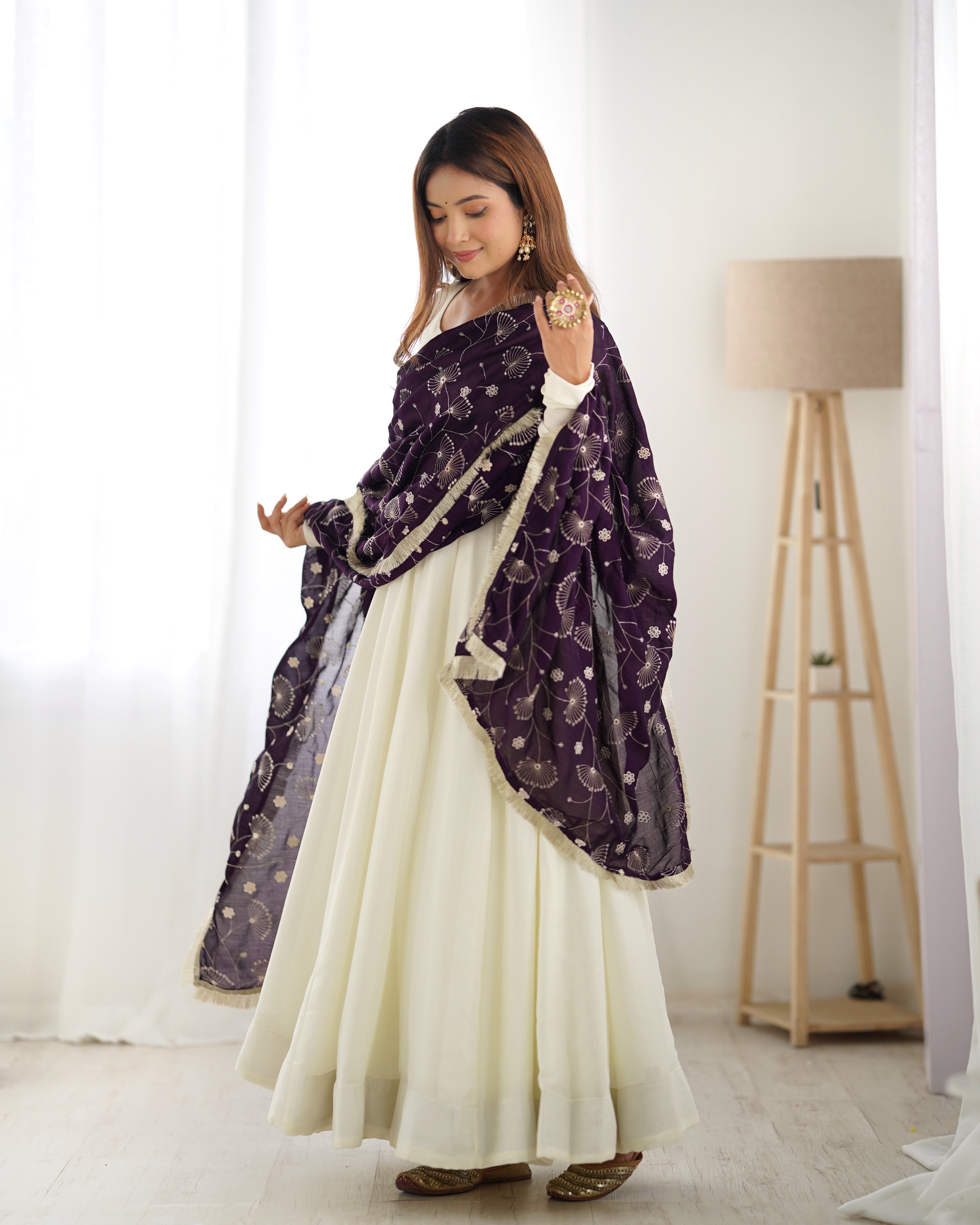 Lorenvalley White Vichitra Silk Fabric Fully Flared Anarkali Pant With Dupatta Set - Distacart