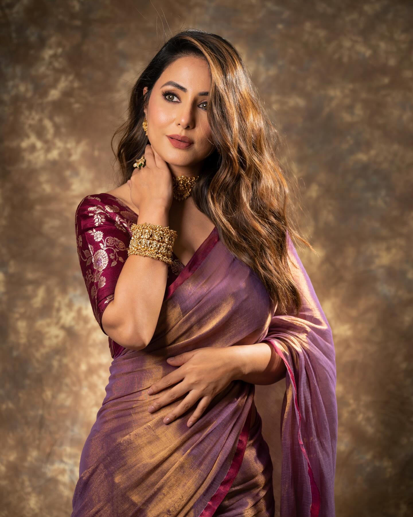 Evanik Attractive Purple Fendy Silk Saree with Jacquard Weaving Blouse