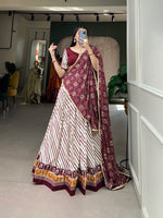 Thumbnail for Lorenvalley White And Purple Pure Cotton Leheriya With Patola Print Lehenga Choli With Dupatta - Distacart