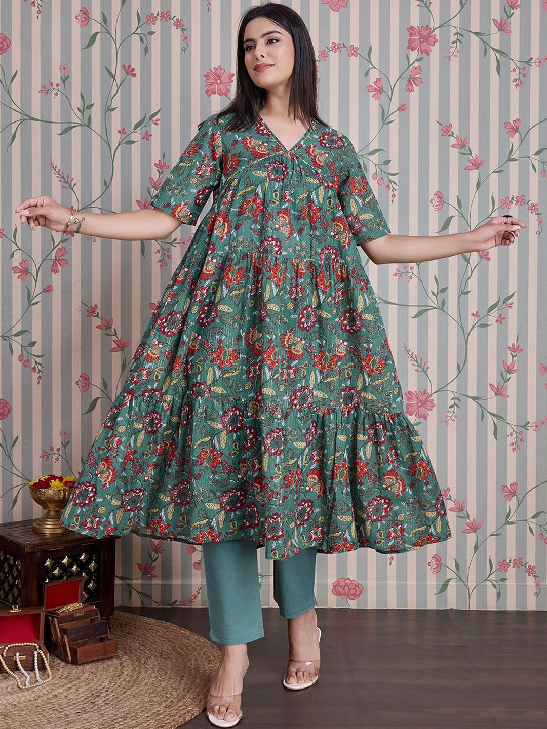 Ode by House of Pataudi Floral Printed Pure Cotton Anarkali Kurta with Trousers - Distacart