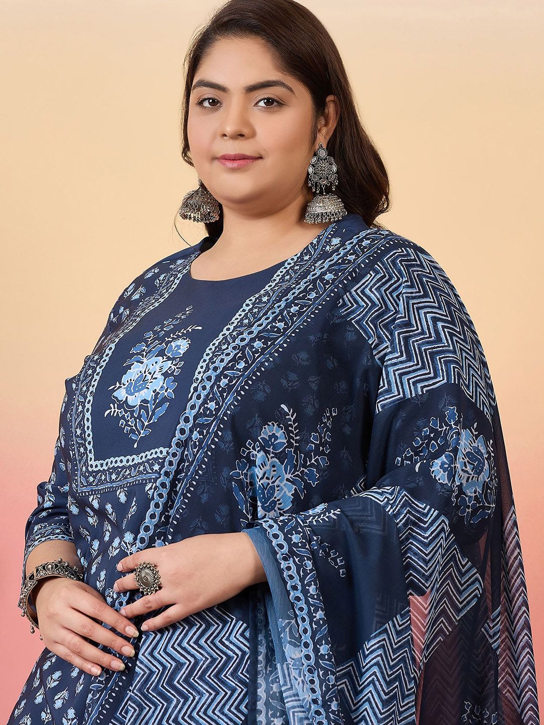 Sztori Women Floral Printed Regular Kurta with Trousers & With Dupatta - Distacart