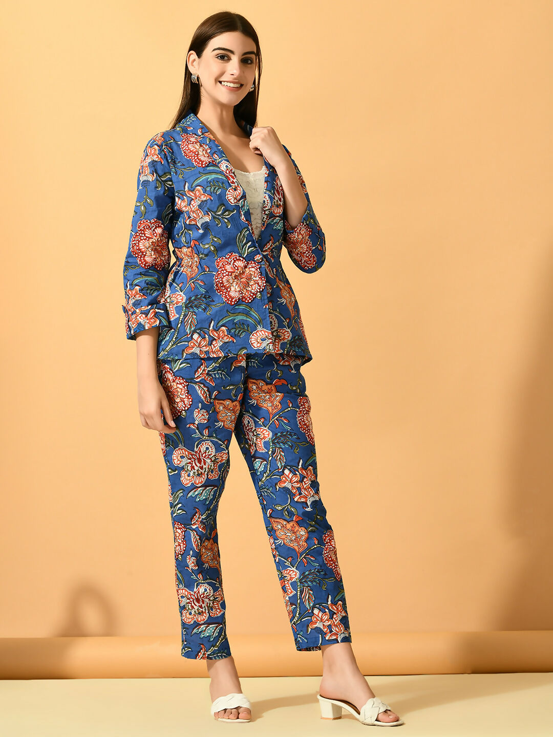 Myshka Women's Blue Printed Coat With Trousers - Distacart