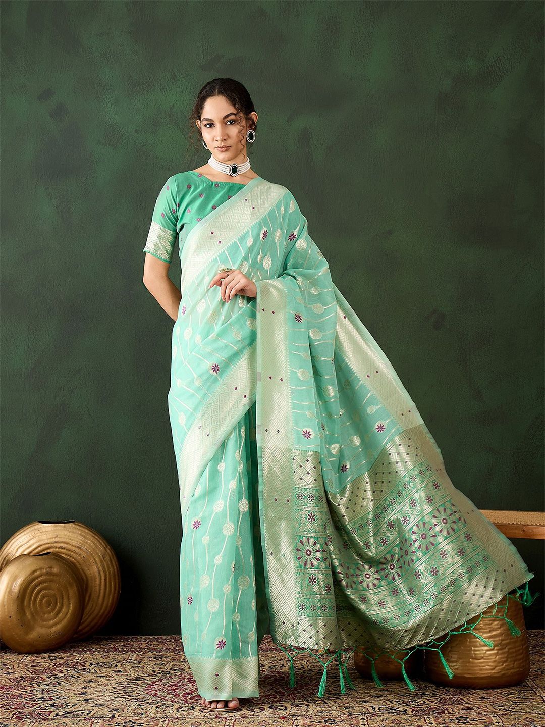Mitera Ethnic Motifs Woven Design Zari Saree - Distacart