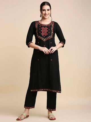 Anubhutee Black & Red Embroidered Kurta with Trousers - Distacart