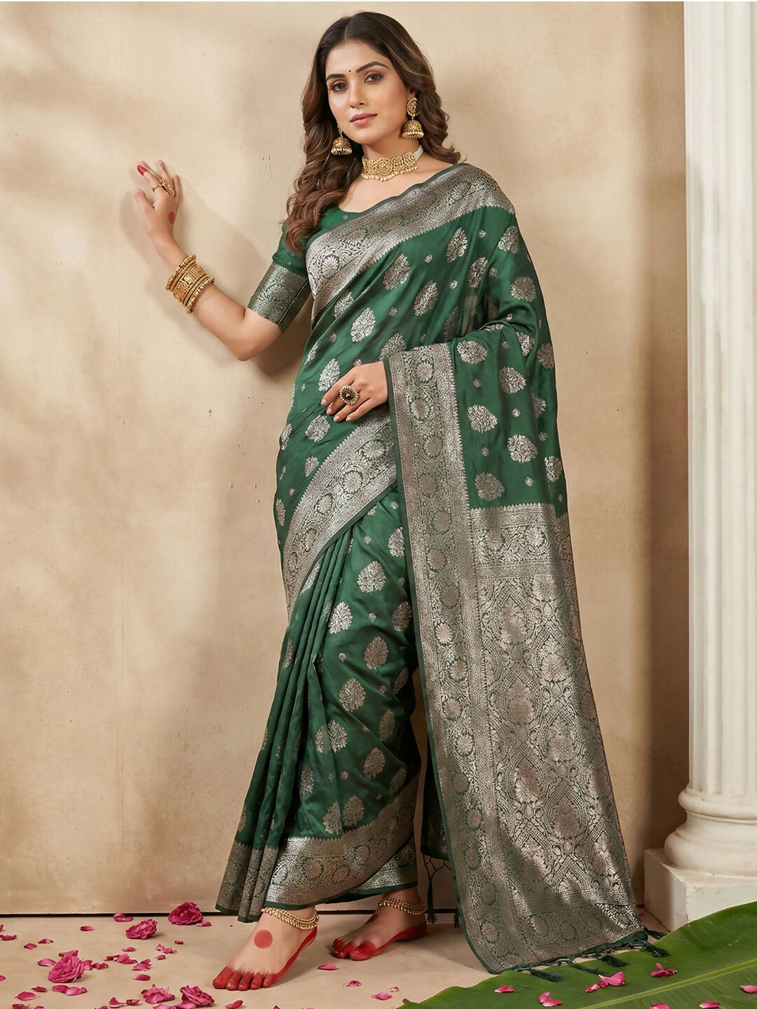 Astita Dark Green Silk Blend Saree - Distacart
